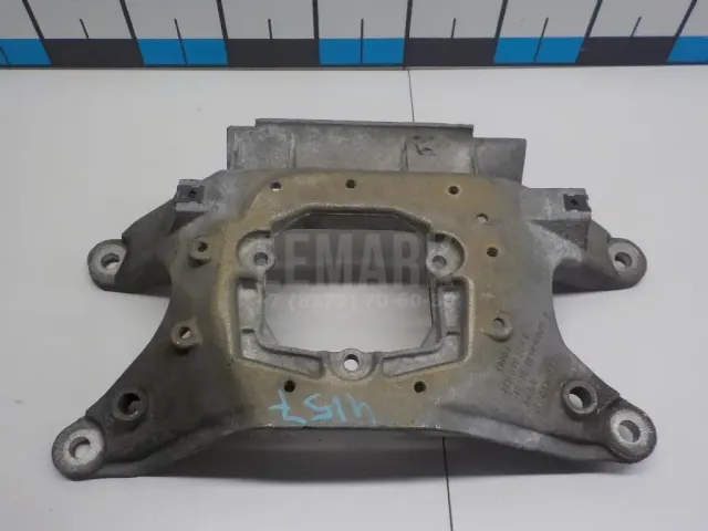 Кронштейн опоры КПП для  Cadillac Escalade II 2000-2006