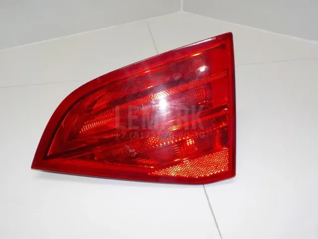 Фонарь задний внутренний правый для  Audi A3 [8V] 2013-2020