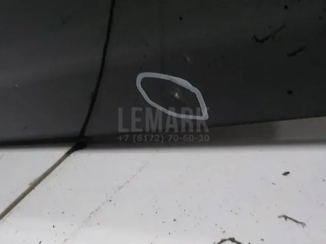 Дверь задняя правая для  Aston Martin
