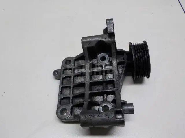Кронштейн генератора для  Great Wall Hover 2005-2010