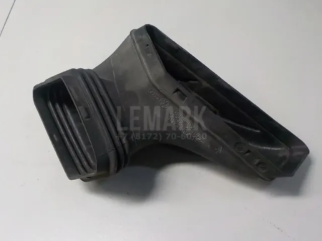 Воздуховод для  Audi A4 [B8] 2007-2015