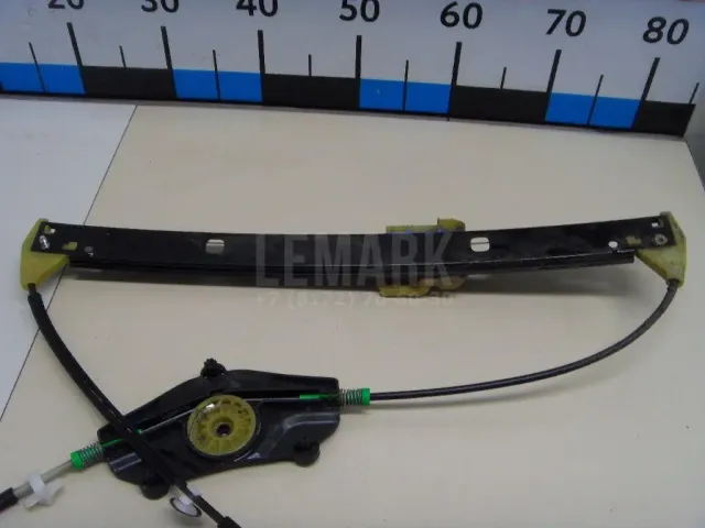 Стеклоподъемник электр. передний левый для  Ford Focus I 1998-2005