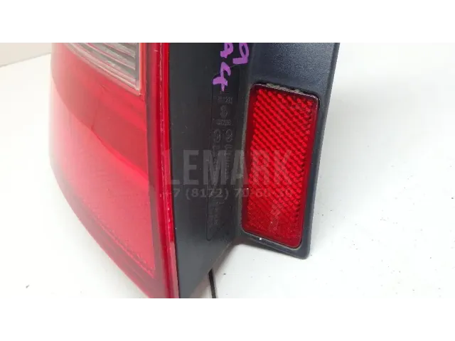 Фонарь задний наружный левый для  Ford Escape EUR 2007-2009