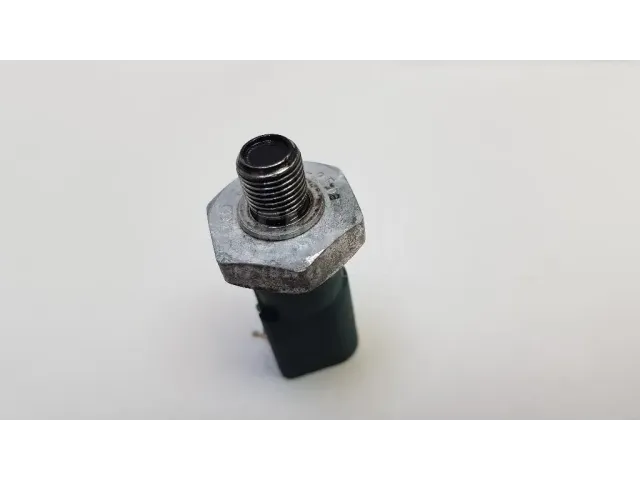 Датчик давления масла для  CASE SV300 2012