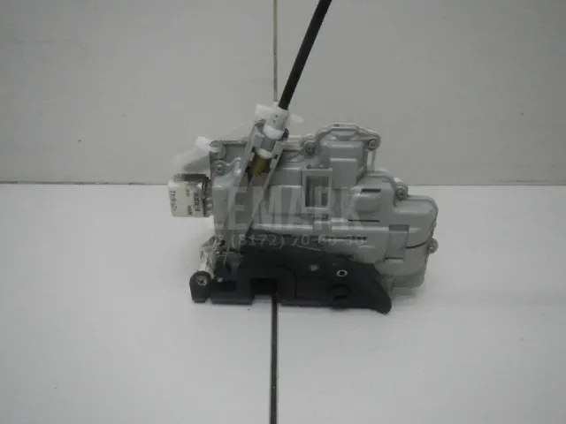 Замок двери задней правой для  Ford Cougar 1998-2001