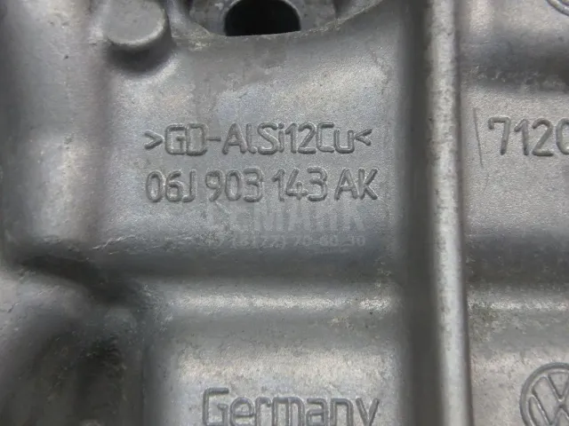 Кронштейн масляного фильтра для  Audi A3 (8L1) 1996-2003