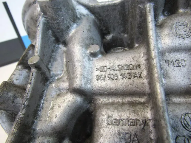 Кронштейн масляного фильтра для  Audi 100/200 [43] 0-1983