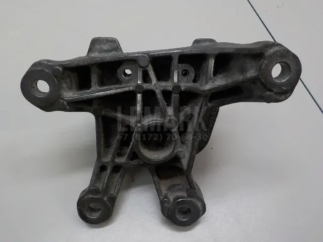 Опора КПП для  Audi Q3 (8U) 2012-2018