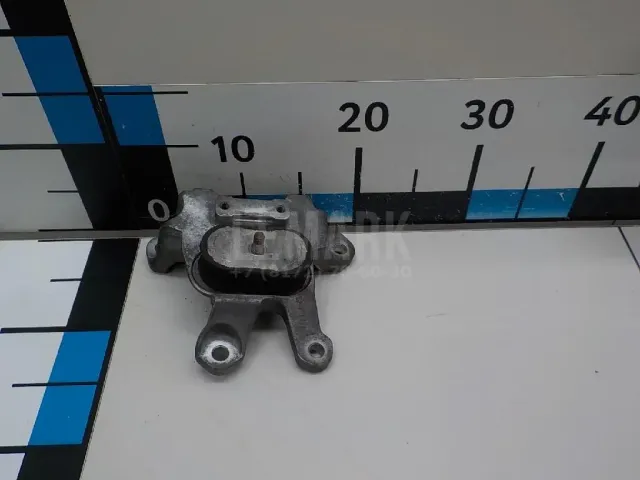 Опора КПП для  Audi Q3 (8U) 2012-2018