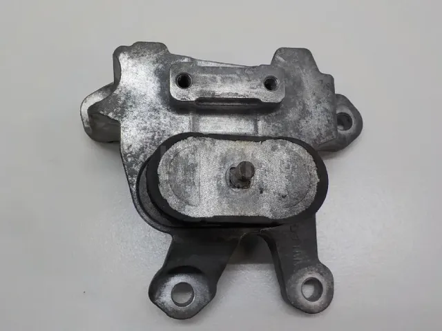 Опора КПП для  Audi Q3 (8U) 2012-2018
