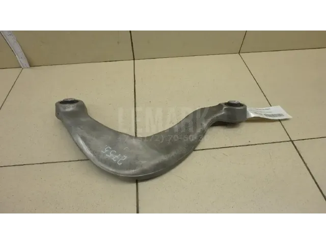 Рычаг задний верхний левый
