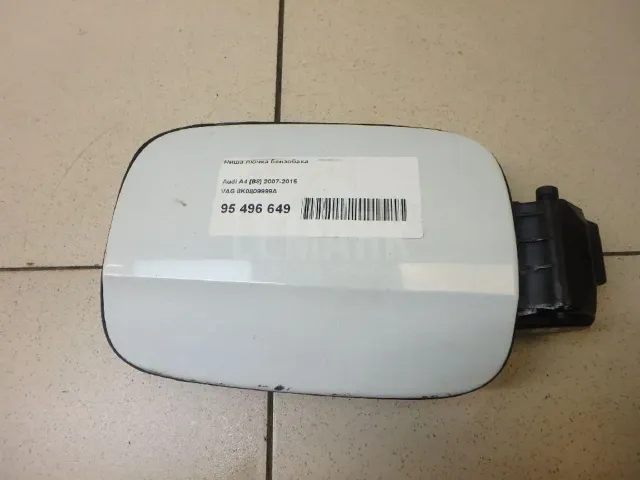 Ниша лючка бензобака для  Ford Kuga 2008-2012