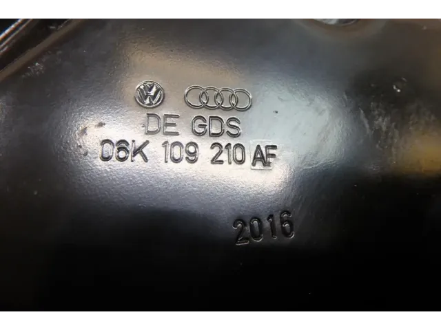 Крышка двигателя передняя для  Audi TT(8J) 2006-2015