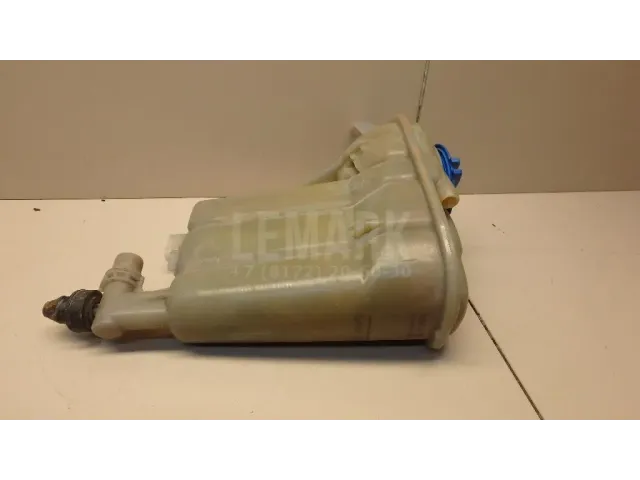 Бачок расширительный для  Audi V8 1988-1994