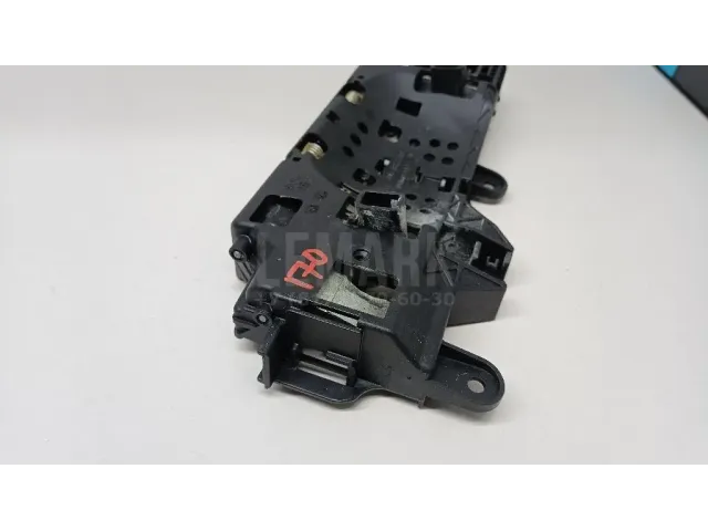 Кронштейн ручки для  BMW Z4 E85/E86 2002-2008
