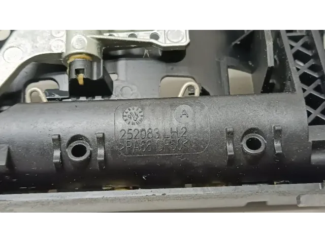 Кронштейн ручки для  BMW Z4 E85/E86 2002-2008