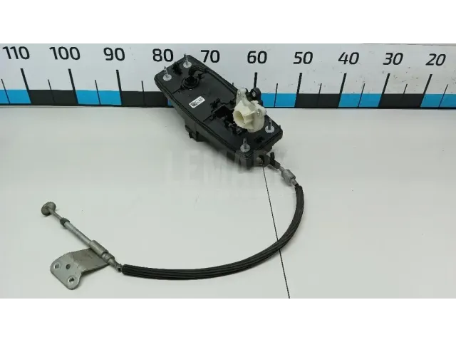 Трос КПП для  BMW 1-serie E82/E88 2007-2013