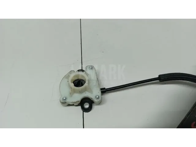 Трос КПП для  BMW 1-serie E82/E88 2007-2013