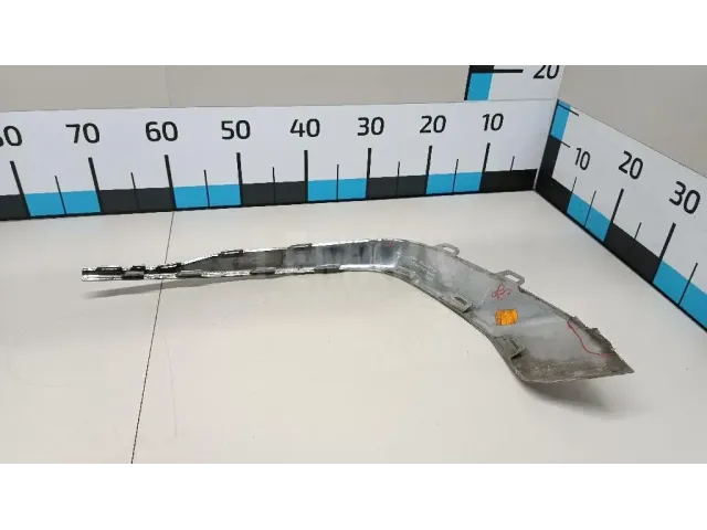 Молдинг заднего бампера левый