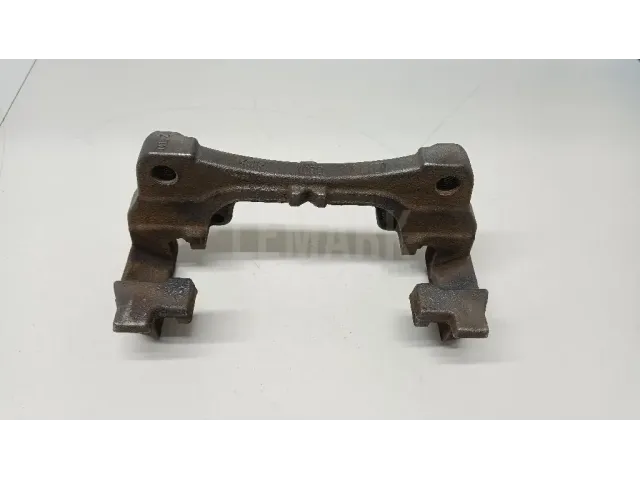 Скоба суппорта переднего для  Fiat Uno 1983-1989
