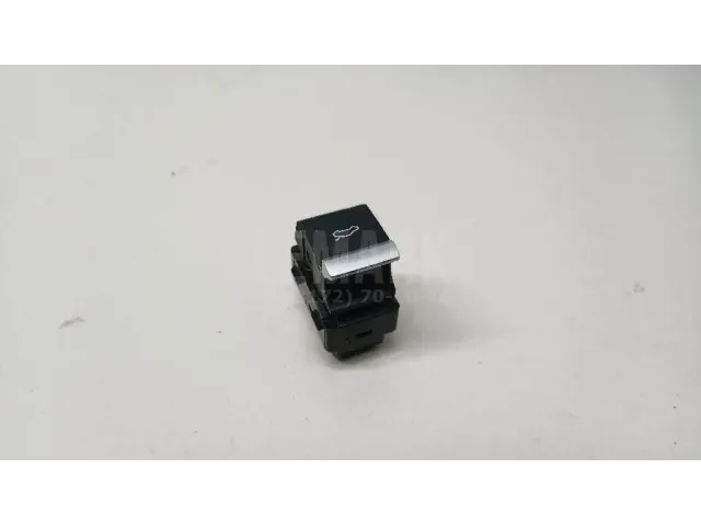 Кнопка открывания багажника для  Audi A5/S5 (F5) 2017