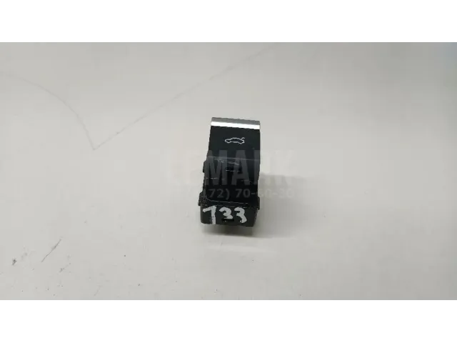 Кнопка открывания багажника для  Audi A5/S5 (F5) 2017