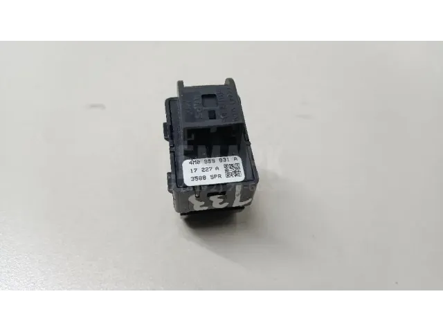 Кнопка открывания багажника для  Audi A5/S5 (F5) 2017