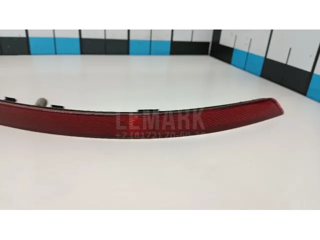 Отражатель в бампер задний левый для  BMW X5 E53 2000-2007
