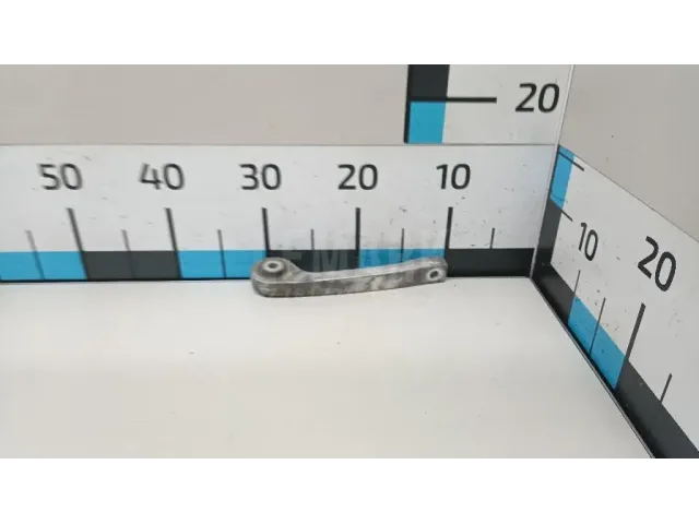 Стойка заднего стабилизатора