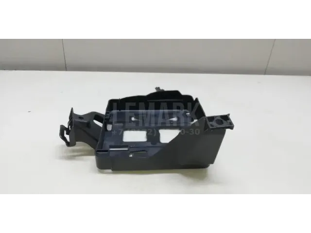 Кронштейн (сопут. товар) для  Audi A3 (8L1) 1996-2003