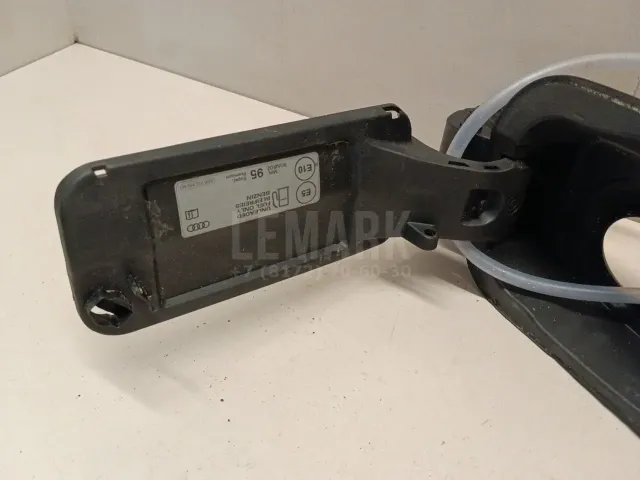Ниша лючка бензобака для  Ford Mondeo V 2015-2022