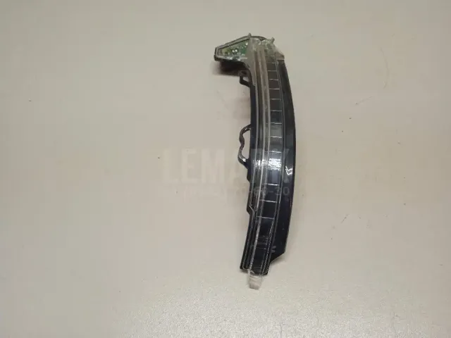 Повторитель в зеркало для  Ford Mondeo I 1993-1996