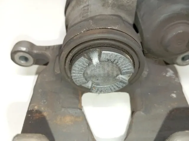 Суппорт тормозной задний правый для  BMW X5 F15/F85 2013-2018