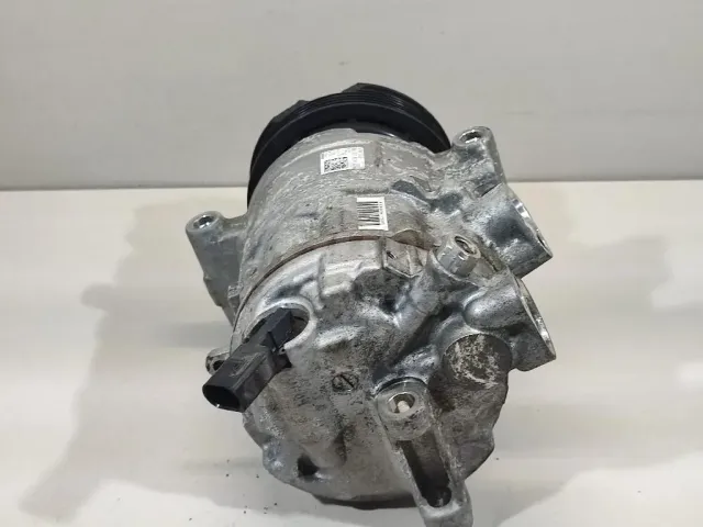 Компрессор кондиционера для  Audi A4 [B6] 2000-2004