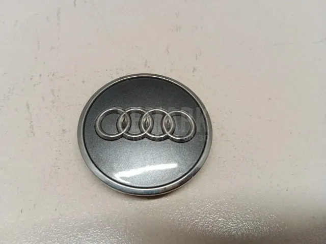 Колпак декор. легкосплавного диска для  Audi A4 [B9] 2015
