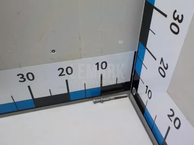 Болт форсунки