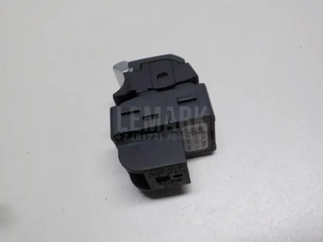 Кнопка открывания багажника для  Chevrolet Suburban 2014-2020