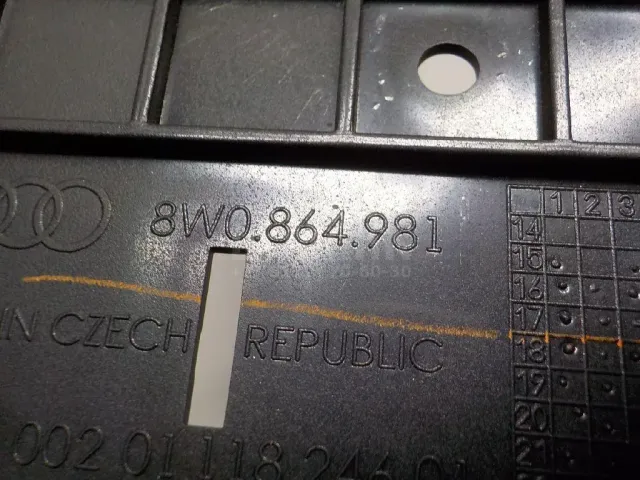 Ящик передней консоли для  Ford America Taurus 0-1992