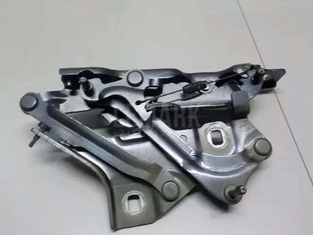 Петля капота правая для  Alfa Romeo 147 2001-2010