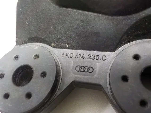 Кронштейн блока ABS (насос) для  Audi Allroad quattro 2006-2012