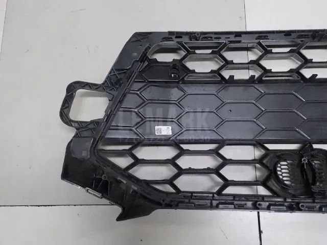 Решетка радиатора для  Audi A8 [4D] 1994-1998