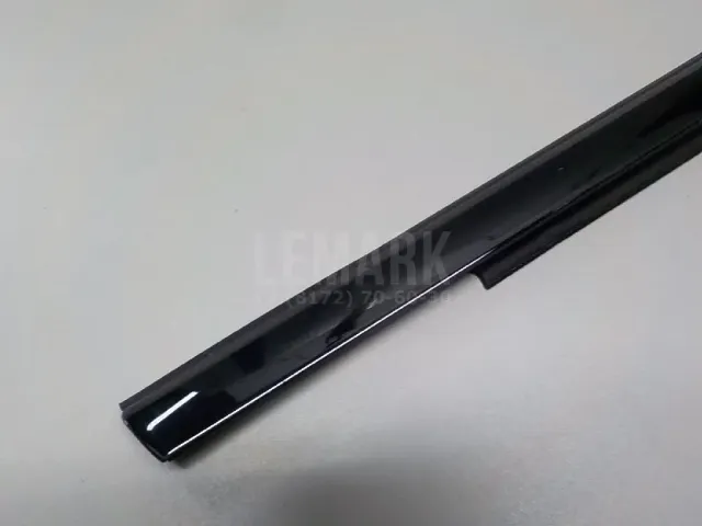 Накладка стекла переднего правого для  Ford Cougar 1998-2001