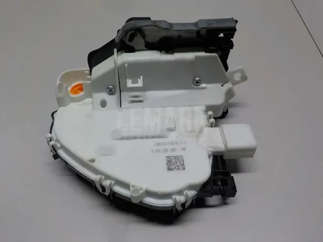 Замок двери передней левой для  Honda Accord VIII 2008-2015