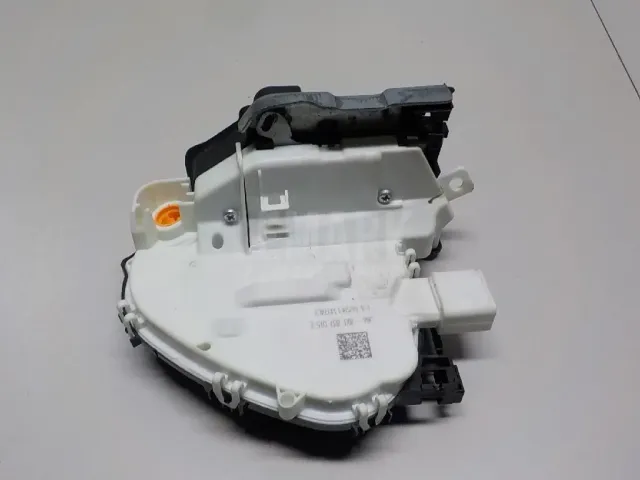 Замок двери передней левой для  Honda Accord VIII 2008-2015