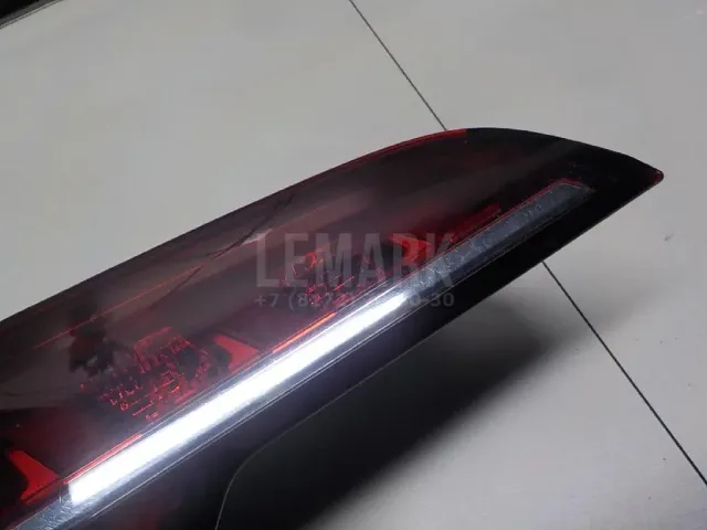 Фонарь задний внутренний левый для  Ford Mondeo V 2015-2022