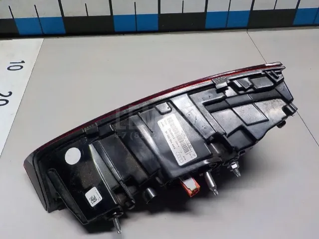 Фонарь задний внутренний левый для  Ford Mondeo V 2015-2022
