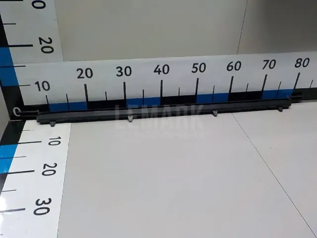 Воздуховод радиатора нижний
