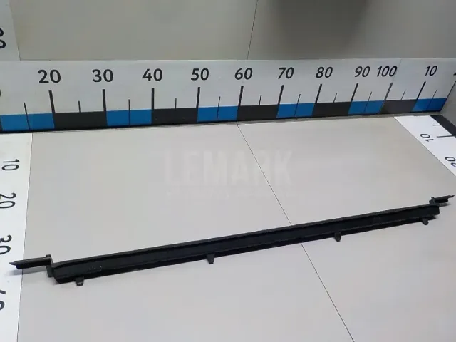 Воздуховод радиатора нижний