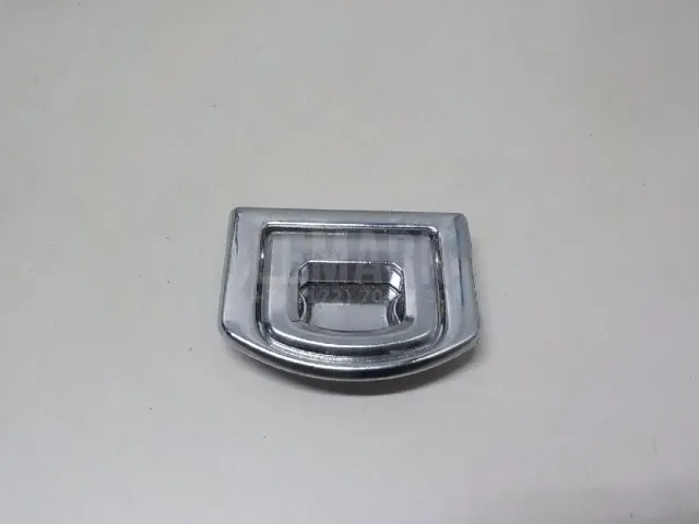 Крючок для  Geely MK Cross 2011-2016