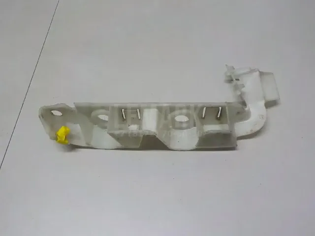 Кронштейн переднего бампера правый для  Haval H9 2014-2024